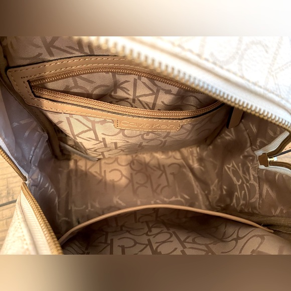 CALVIN KLEIN Mini Backpack Purse - Picture 11 of 12